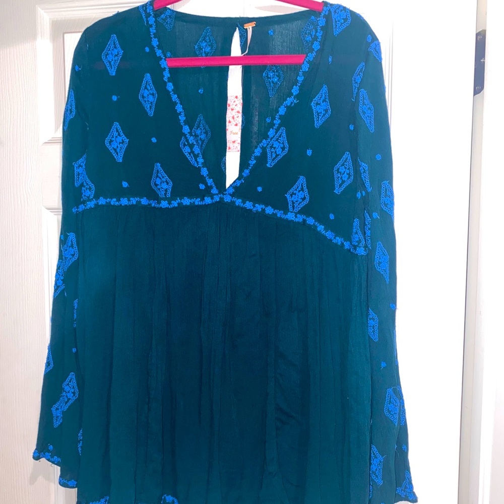 Free People NWT Flowy Blouse